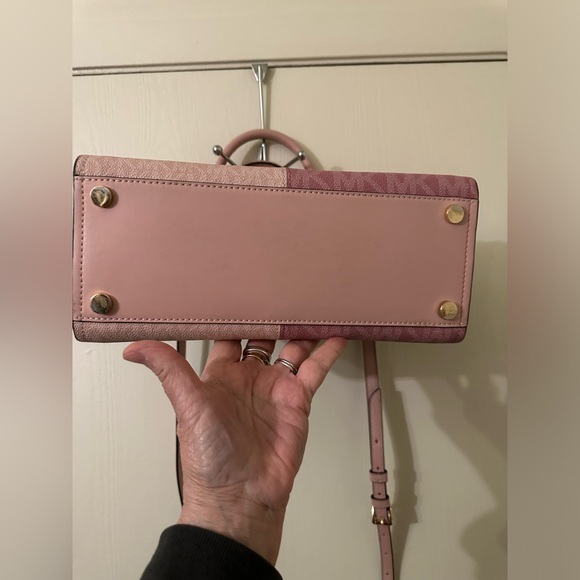 Michael Kors Two Toned Bag Pre Owned RARE - Picture 8 of 16